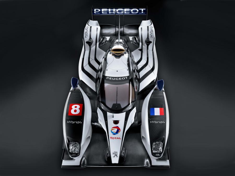  Peugeot 908 HYbrid4 2011 года  (фото 5 из 12)